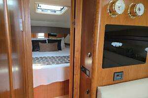 2001 Tiara Yachts 3800 Express thumbnail 46