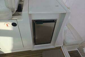 2001 Tiara Yachts 3800 Express thumbnail 23