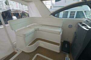 2001 Tiara Yachts 3800 Express thumbnail 4