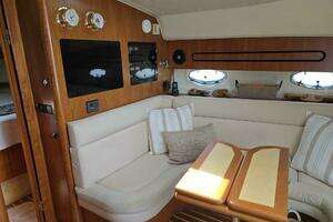 2001 Tiara Yachts 3800 Express thumbnail 45