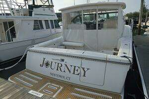 2001 Tiara Yachts 3800 Express thumbnail 48