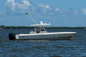 32ft Intrepid Yacht For Sale