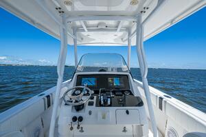 32ft Intrepid Yacht For Sale