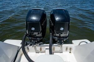32ft Intrepid Yacht For Sale