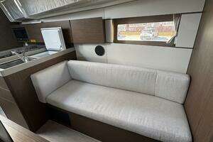 2023 Beneteau Oceanis 38.1 thumbnail 43