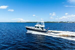 2019 Sabre 48 Flybridge HIGHLANDER