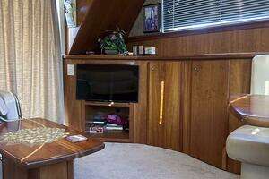 2002 Silverton 42 Convertible thumbnail 21