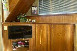 2002 Silverton 42 Convertible thumbnail 23