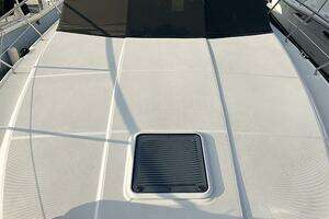 2002 Silverton 42 Convertible thumbnail 6