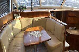 2002 Silverton 42 Convertible thumbnail 27