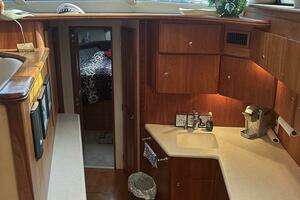 2002 Silverton 42 Convertible thumbnail 25