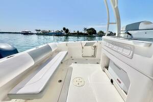 30ft Robalo Yacht For Sale