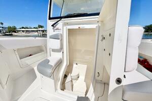 30ft Robalo Yacht For Sale
