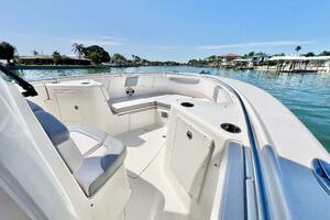 30ft Robalo Yacht For Sale