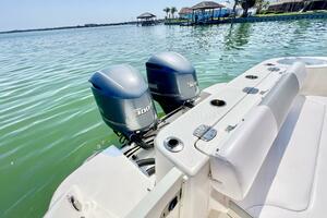 30ft Robalo Yacht For Sale