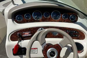 24ft Sea Ray Yacht For Sale