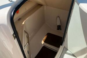 24ft Sea Ray Yacht For Sale