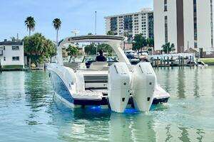  2024 Sea Ray SLX 350 Outboard Yacht For Sale in Clearwater FL