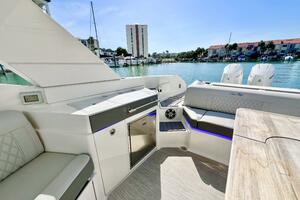 35ft Sea Ray Yacht For Sale