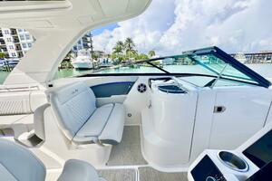 35ft Sea Ray Yacht For Sale