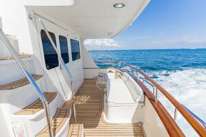 Aft Deck Facing Sarboard
