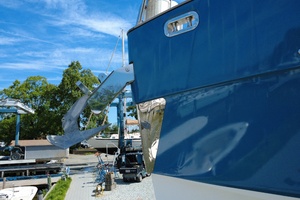 51FT (15.64M) AZIMUT