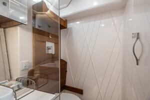 DA BETTER BOAT 36ft Regal Yacht For Sale