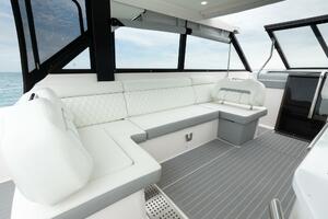 DA BETTER BOAT 36ft Regal Yacht For Sale