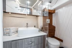 DA BETTER BOAT 36ft Regal Yacht For Sale