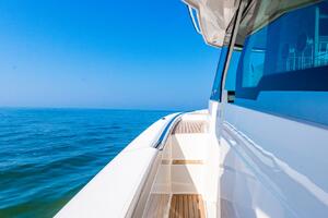 48FT (14.63M) TIARA SPORT