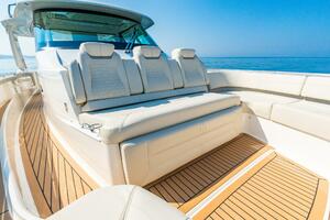 48FT (14.63M) TIARA SPORT