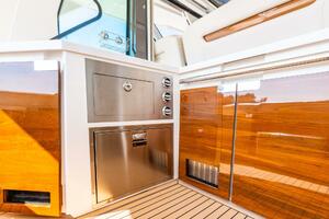 48FT (14.63M) TIARA SPORT