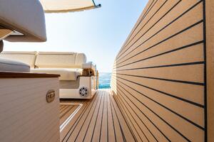 48FT (14.63M) TIARA SPORT