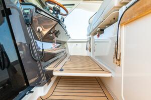 48FT (14.63M) TIARA SPORT