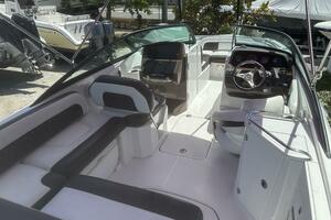 25ft Monterey Yacht For Sale