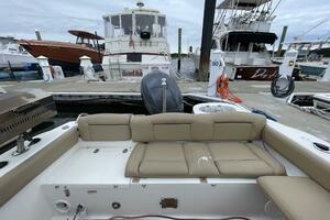 23ft NauticStar Yacht For Sale