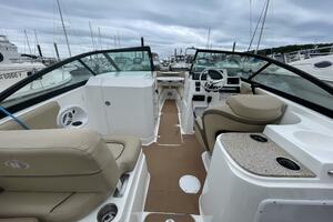 23ft NauticStar Yacht For Sale
