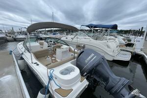 23ft NauticStar Yacht For Sale