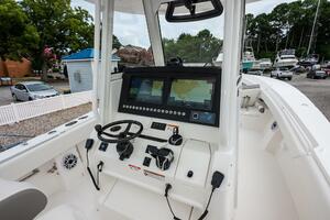 2026 Regulator 31 LR 09