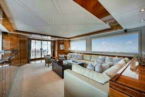 2012 Horizon P110 Tri-Deck thumbnail 5