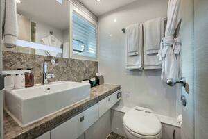 2012 Horizon P110 Tri-Deck thumbnail 25