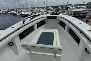 33ft Front Runner Yacht For Sale