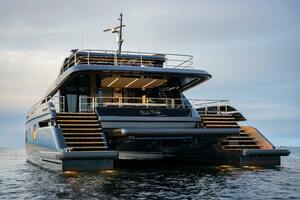 Yacht for sale PETITE BELLE