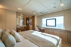 2025 SUNREEF YACHTS Sunreef 100 Power thumbnail 37