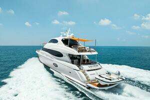 2006 Lazzara Yachts 84 Skylounge thumbnail 95