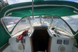 1984 Sabre 38 thumbnail 20