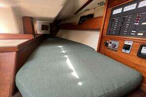 1984 Sabre 38 thumbnail 24