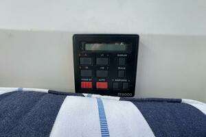 1984 Sabre 38 thumbnail 16