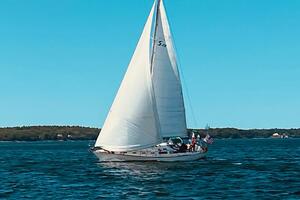 Sirius 38ft Sabre Yacht For Sale
