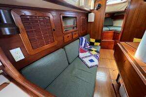 1984 Sabre 38 thumbnail 35